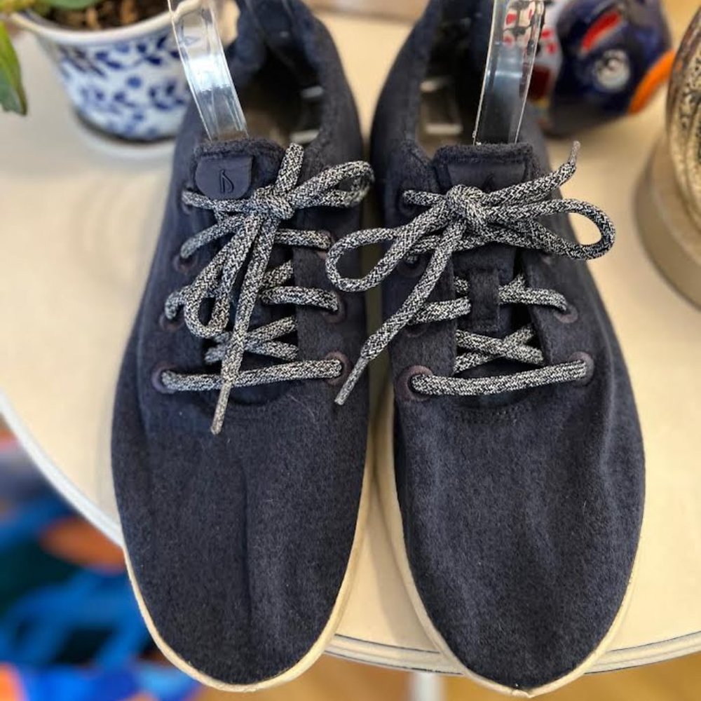 allbirds Wool Runners in Navy Blue - Men's Size 11